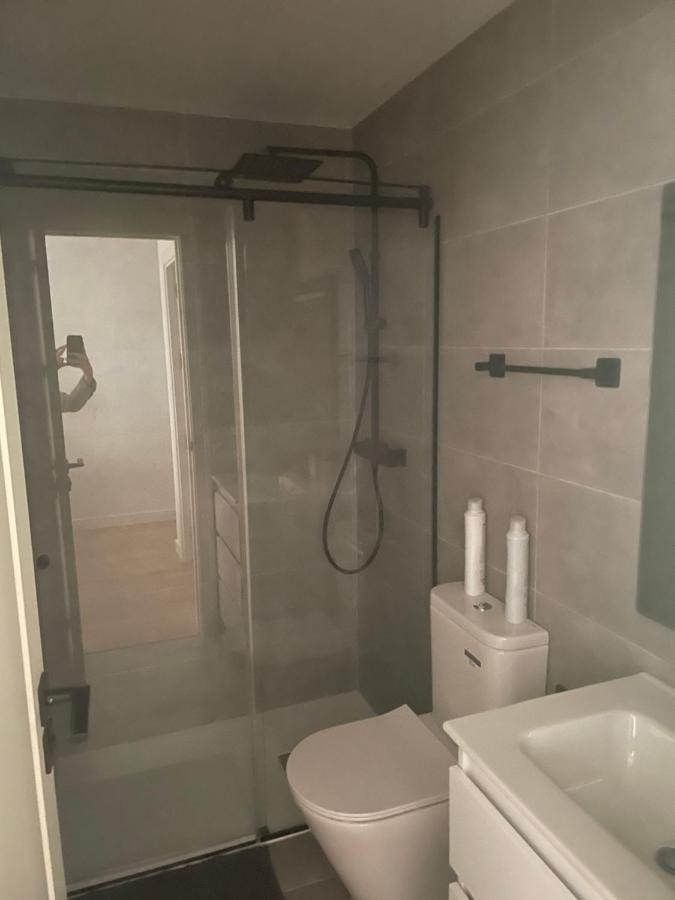 Familyhomestay Валенсия Екстериор снимка